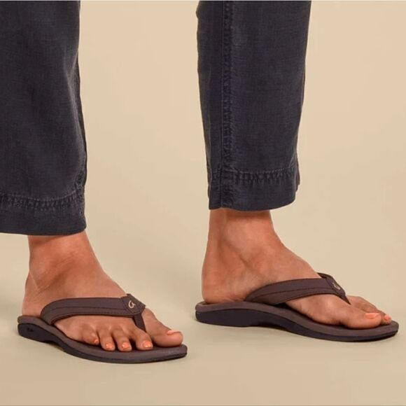 Olukai Ohana Brown Flip Flop Thong Sandals - Picture 9 of 9